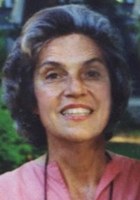 Mary E Holekamp
