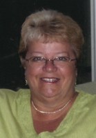 Vickie D Davis