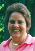 Doris M McIvor