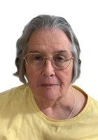 Elizabeth  L Rosales