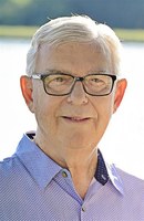 Loren D Clark