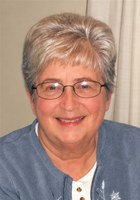 Betty L Scheonrock